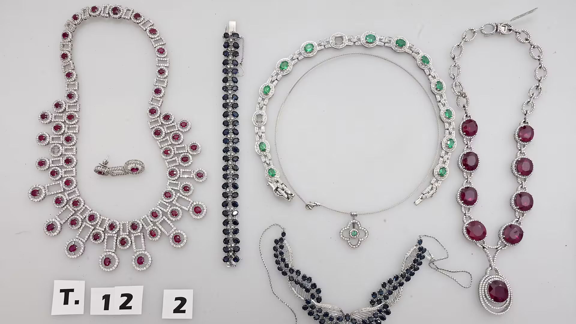 Schmuck28