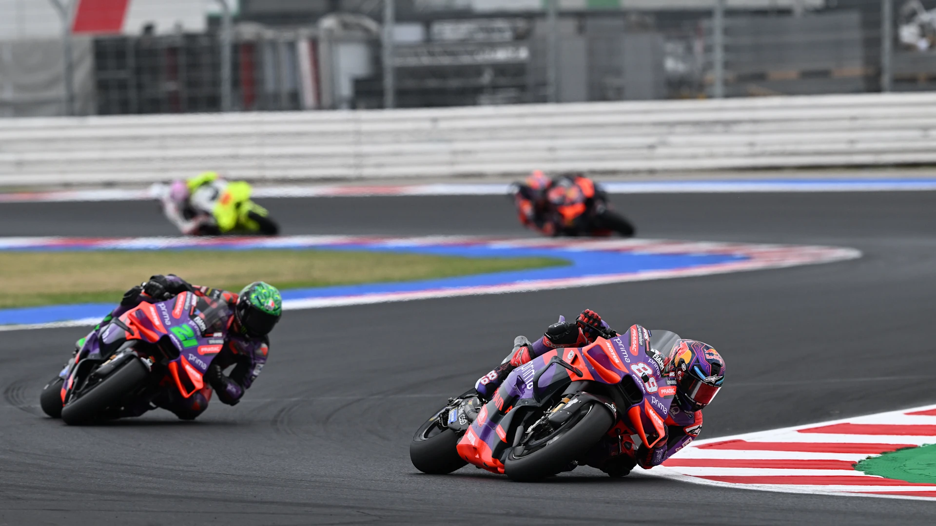 Stilvolle Motogp Servustv 2024 Bilder