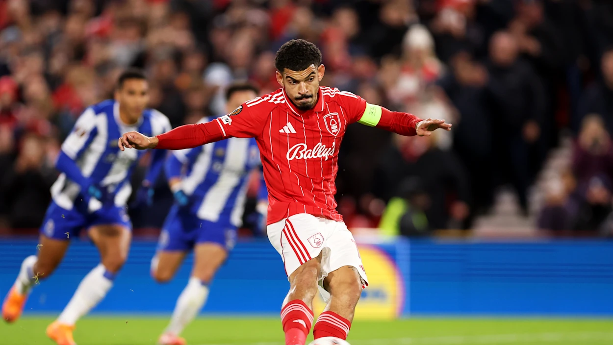 UEFA Europa League 2025/26: Fenerbahce Istanbul vs. Nottingham Forest im kostenlosen Livestream und TV