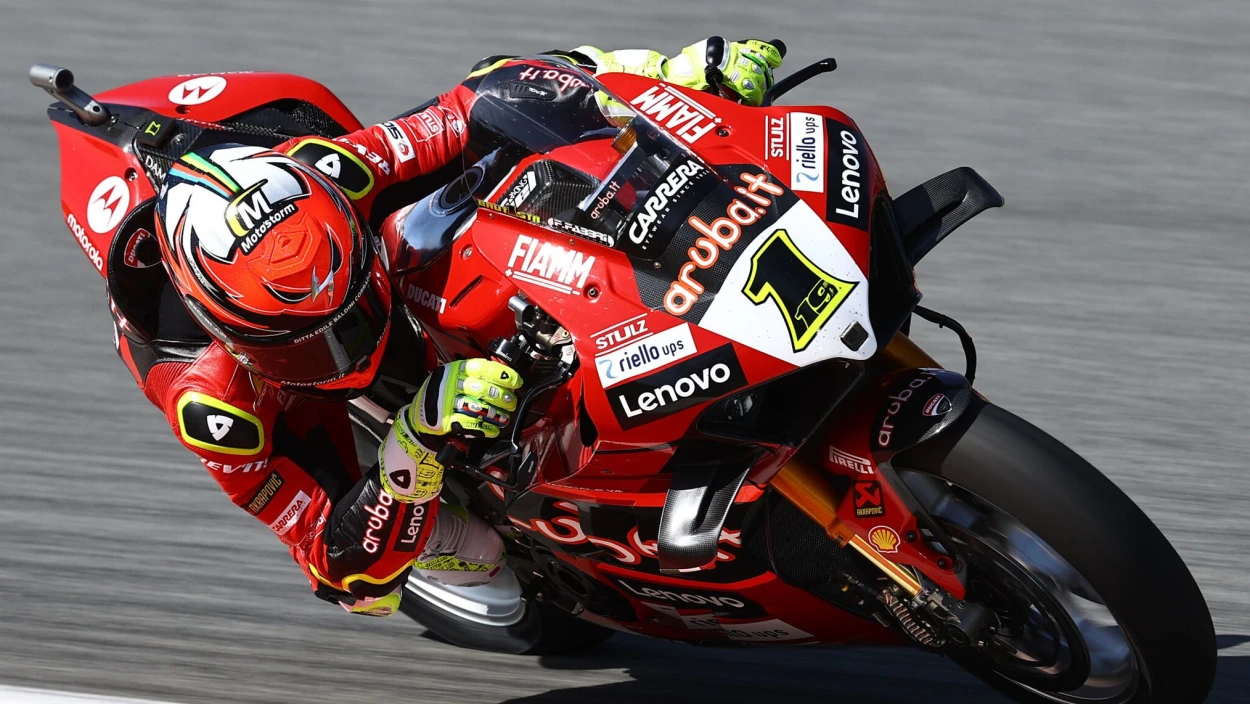 WSBK 2025 Alle LiveRennen bei ServusTV und ServusTV On