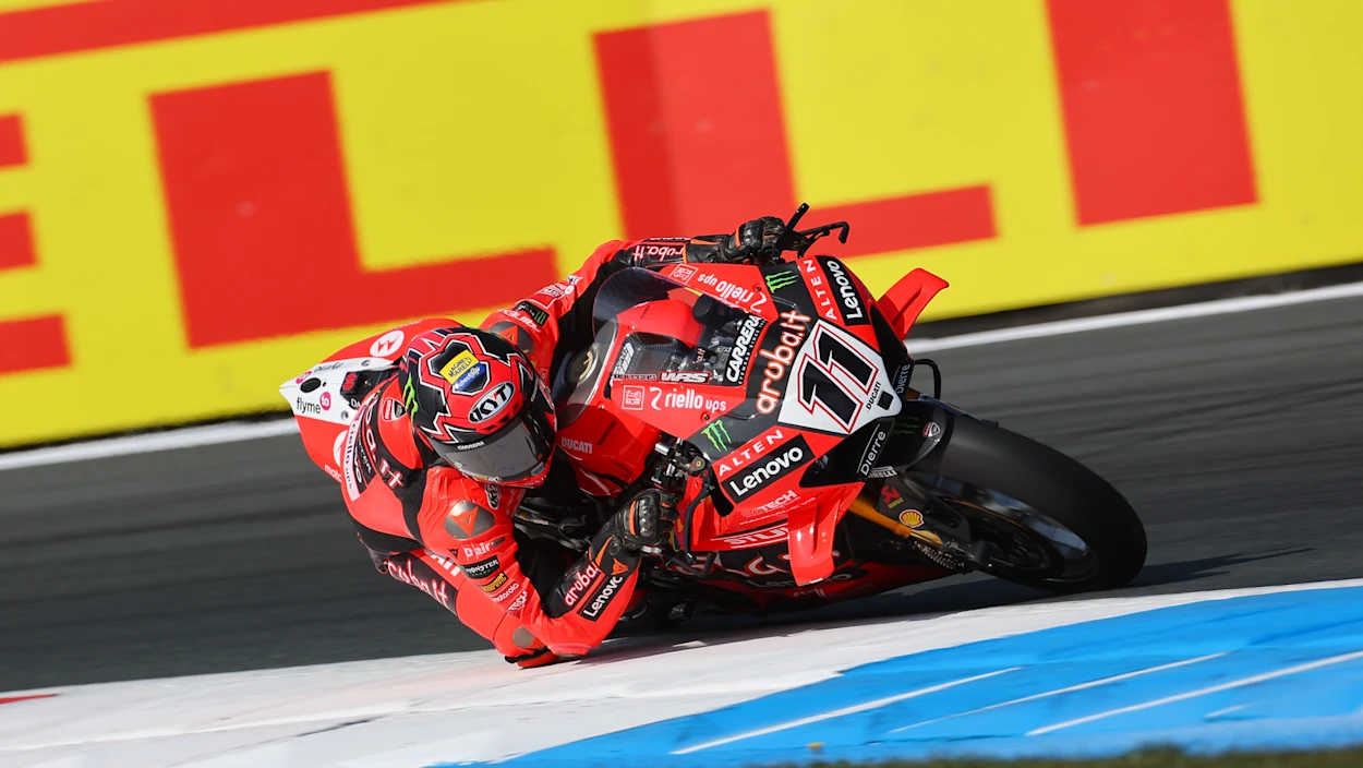 Pirelli Dutch Round: Highlights Rennen 1 | FIM Superbike World Championship - Stop 3
