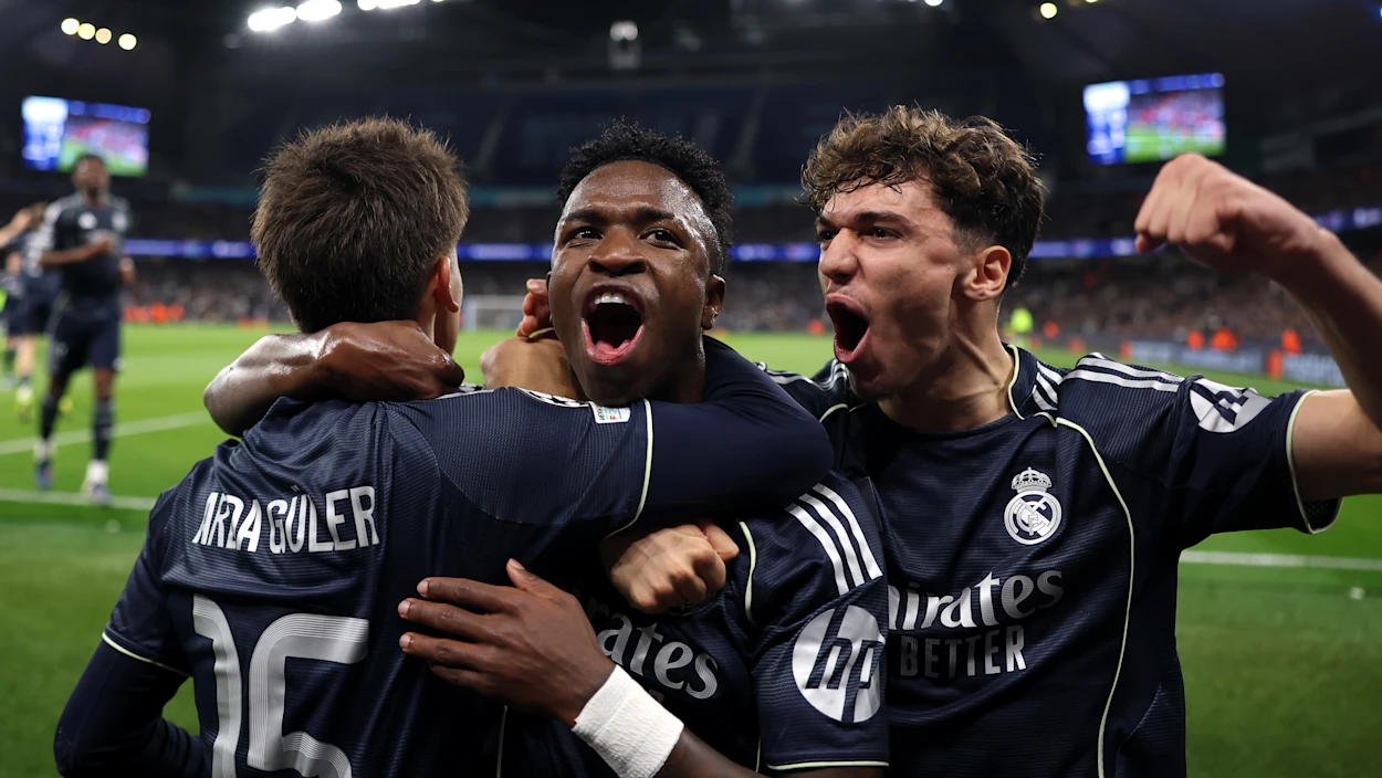 Fußball LIVE: Achtelfinale - Highlights des Spieltags 