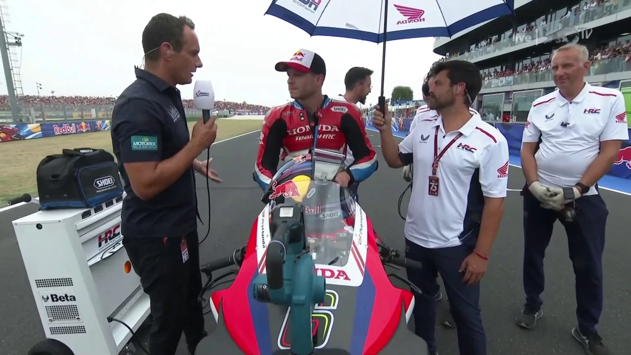 MotoGP in Misano: Stefan Bradl im Grid-Interview