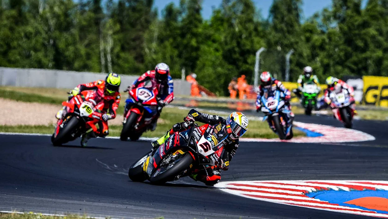 Motul Czech Round: Highlights Superpole Race | FIM Superbike World Championship - Stop 5