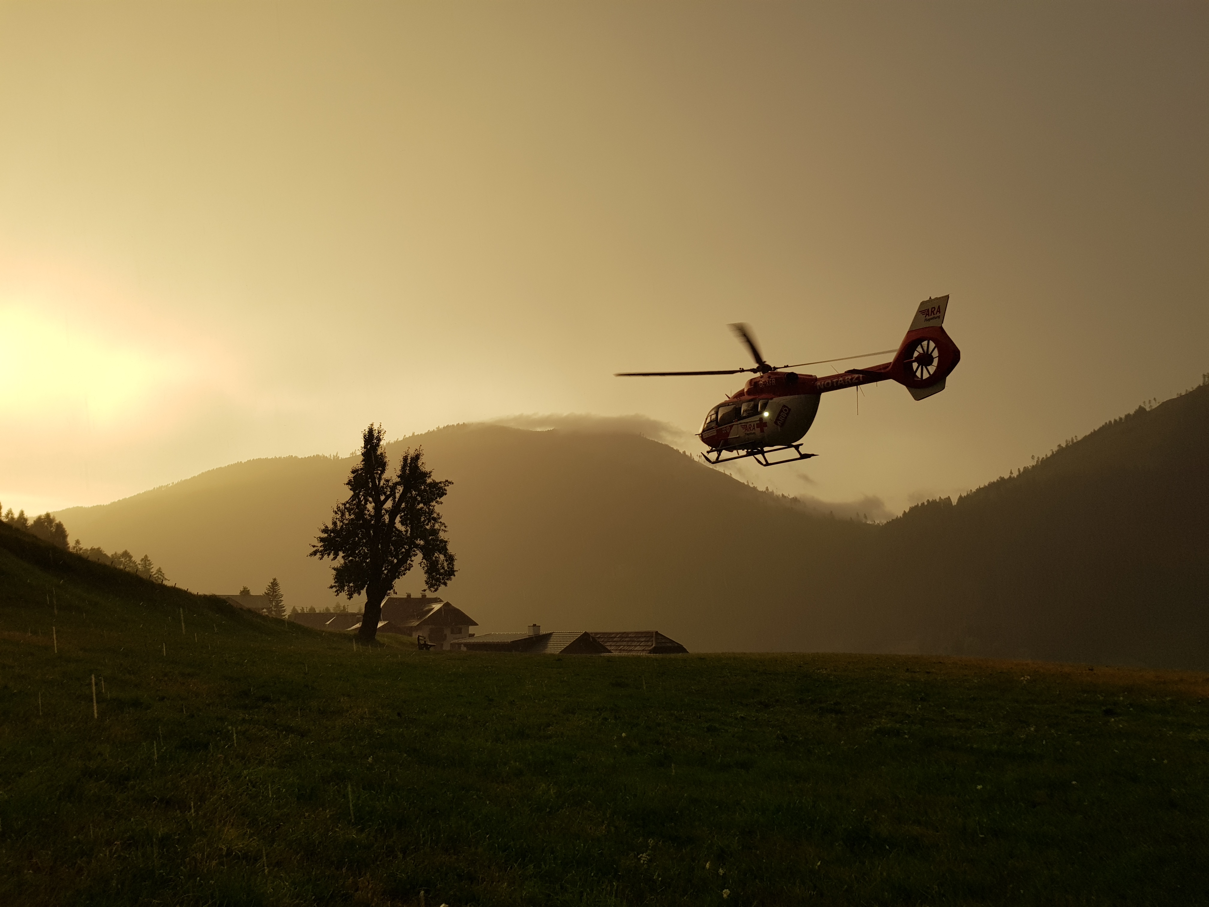 Die Flugretter - Notruf in den Alpen: Folge 4